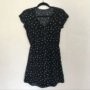 ⭕️4/$20 Button-Down Floral Dress